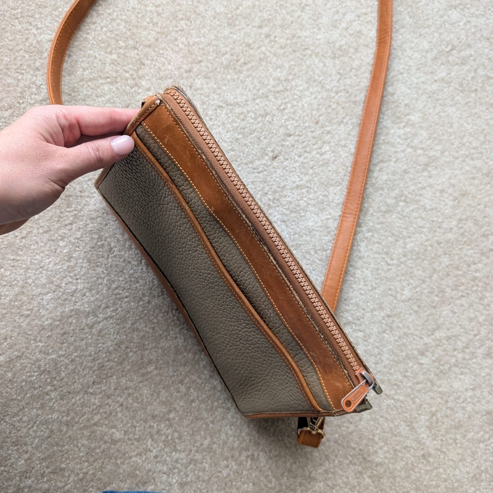 Vintage Dooney and Bourke Purse - Picture 10 of 14